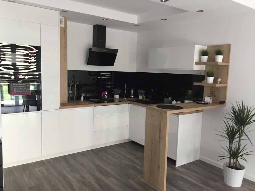 Apartamento Cztery Pory Roku Tychy Exterior foto