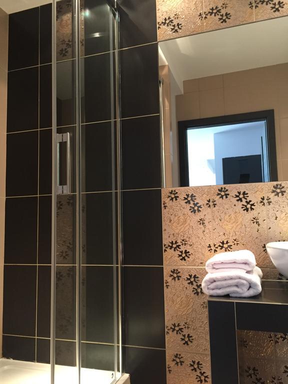 Apartamento Cztery Pory Roku Tychy Exterior foto