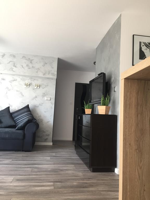 Apartamento Cztery Pory Roku Tychy Exterior foto